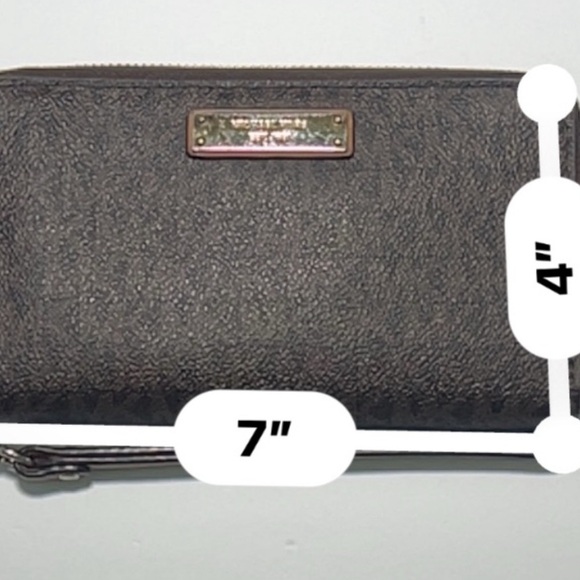 Michael Kors Brown Wallet Authentic - Picture 2 of 7